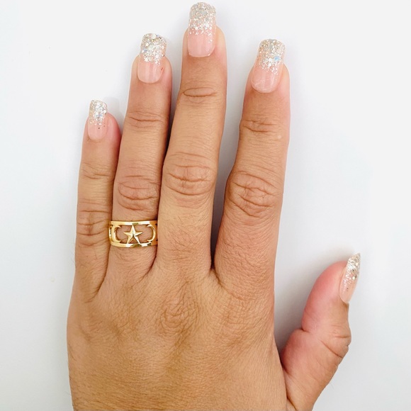 Moon & Star Ring - Picture 6 of 11